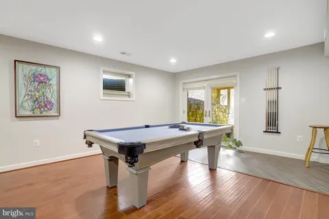 $1,900,000 | 4715 38th Street North, Arlington, VA 22207