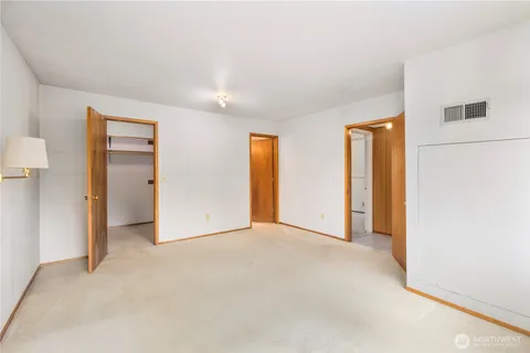 $825,000 | 14603 40th Avenue West, Lynnwood, WA 98087