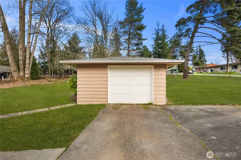 $825,000 | 14603 40th Avenue West, Lynnwood, WA 98087