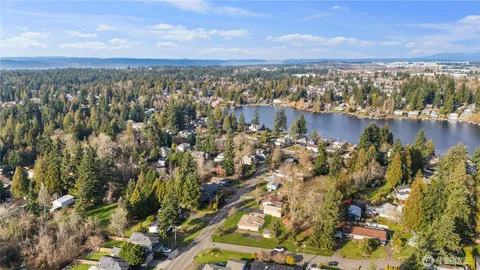 $825,000 | 14603 40th Avenue West, Lynnwood, WA 98087
