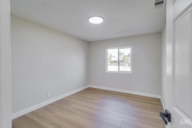 $299,999 | Undisclosed Address, Bakersfield, CA 93306