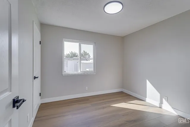 $299,999 | Undisclosed Address, Bakersfield, CA 93306