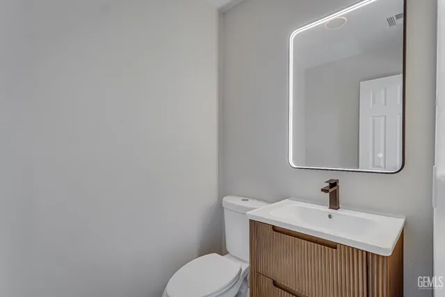 $299,999 | Undisclosed Address, Bakersfield, CA 93306