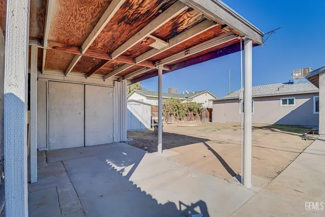 $299,999 | Undisclosed Address, Bakersfield, CA 93306