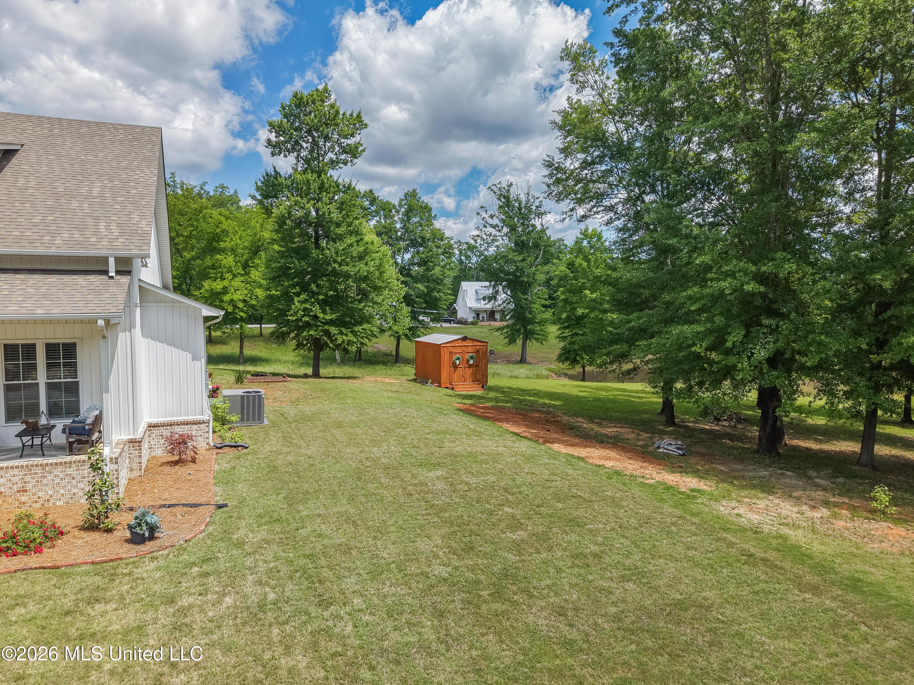 286 Graham Road Iuka, MS 38852 - Photo 5 of 43 286 Graham St-4