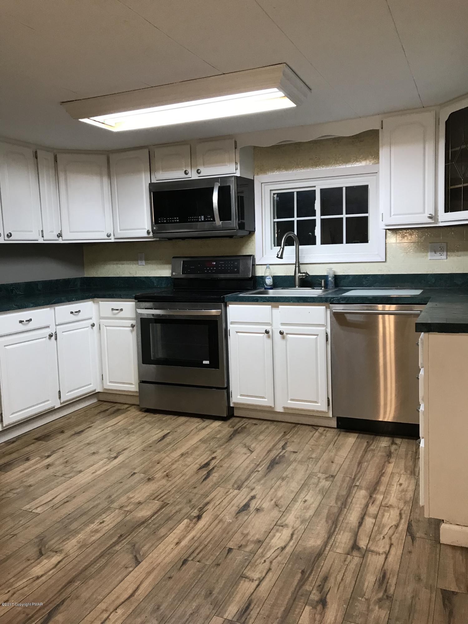 126 Old Stagecoach Road Gilbert, PA 18331 - Photo 11 of 24 Stainless Appliances
