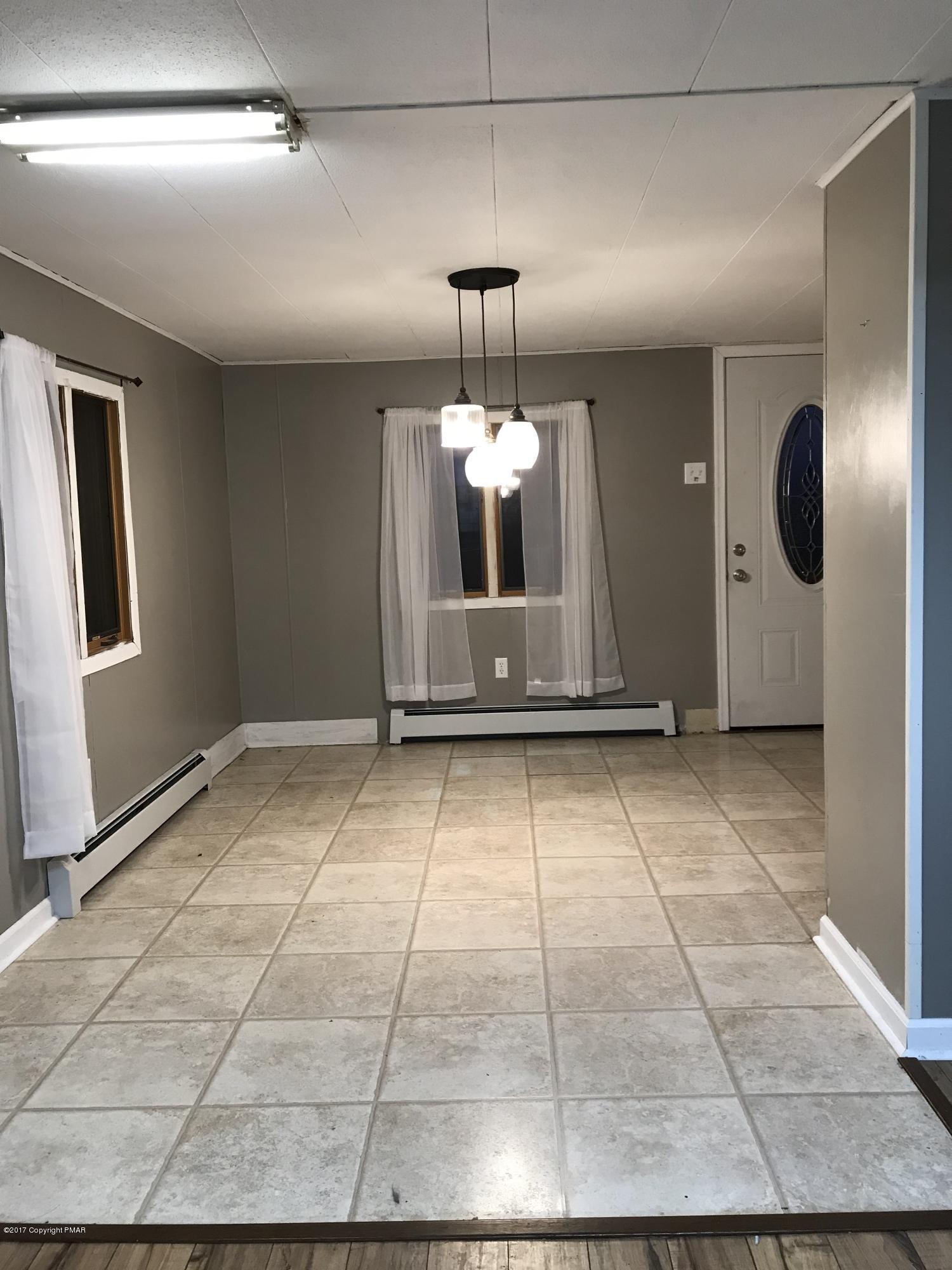 126 Old Stagecoach Road Gilbert, PA 18331 - Photo 13 of 24 IMG_2155