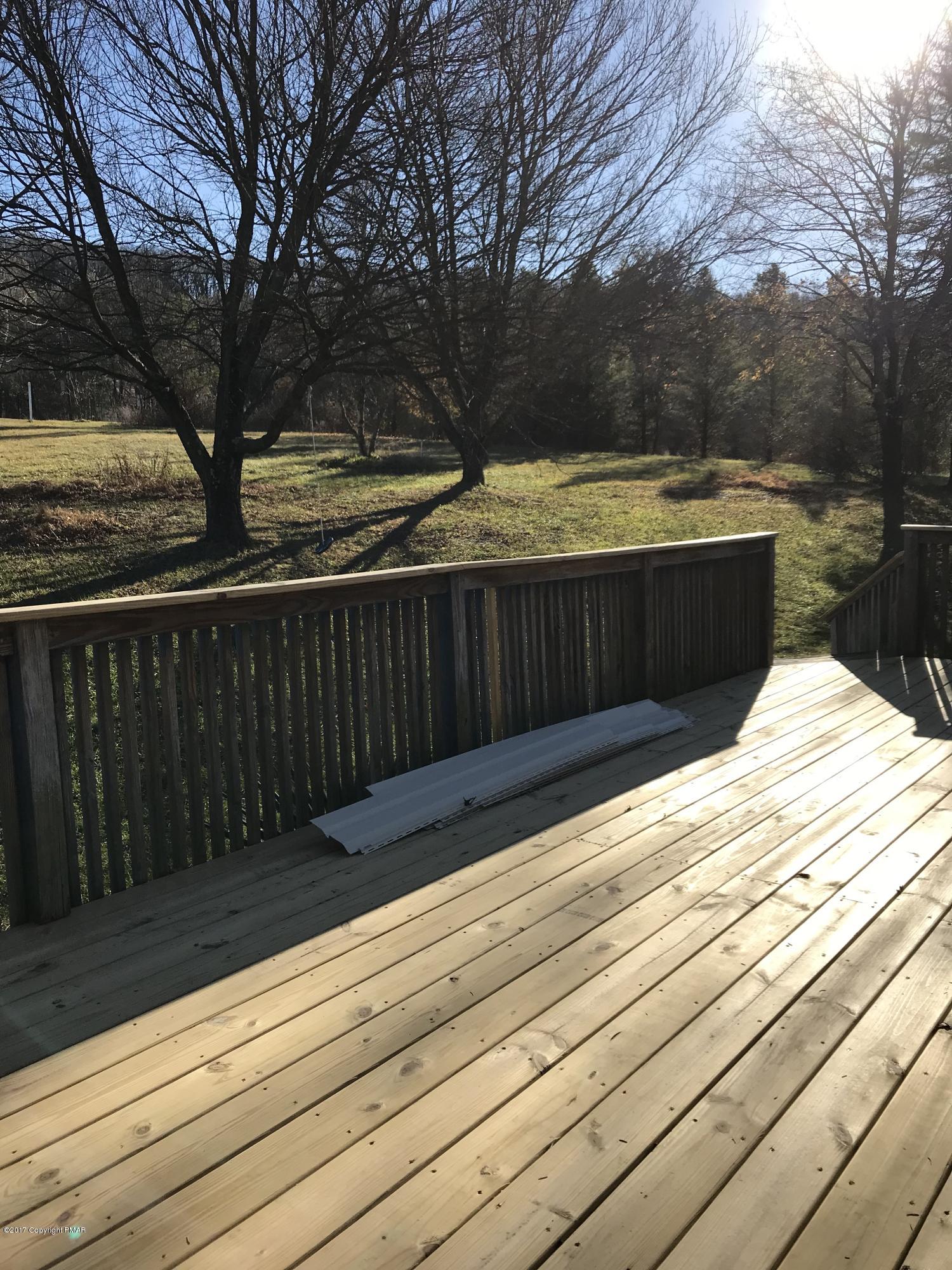 126 Old Stagecoach Road Gilbert, PA 18331 - Photo 8 of 24 Deck/Back Yard