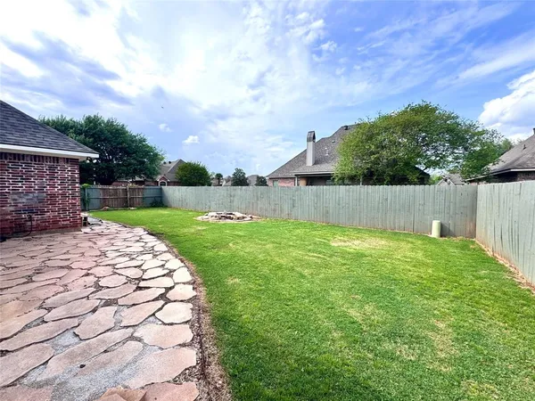 $379,900 | 798 Dumaine Drive, Bossier City, LA 71111