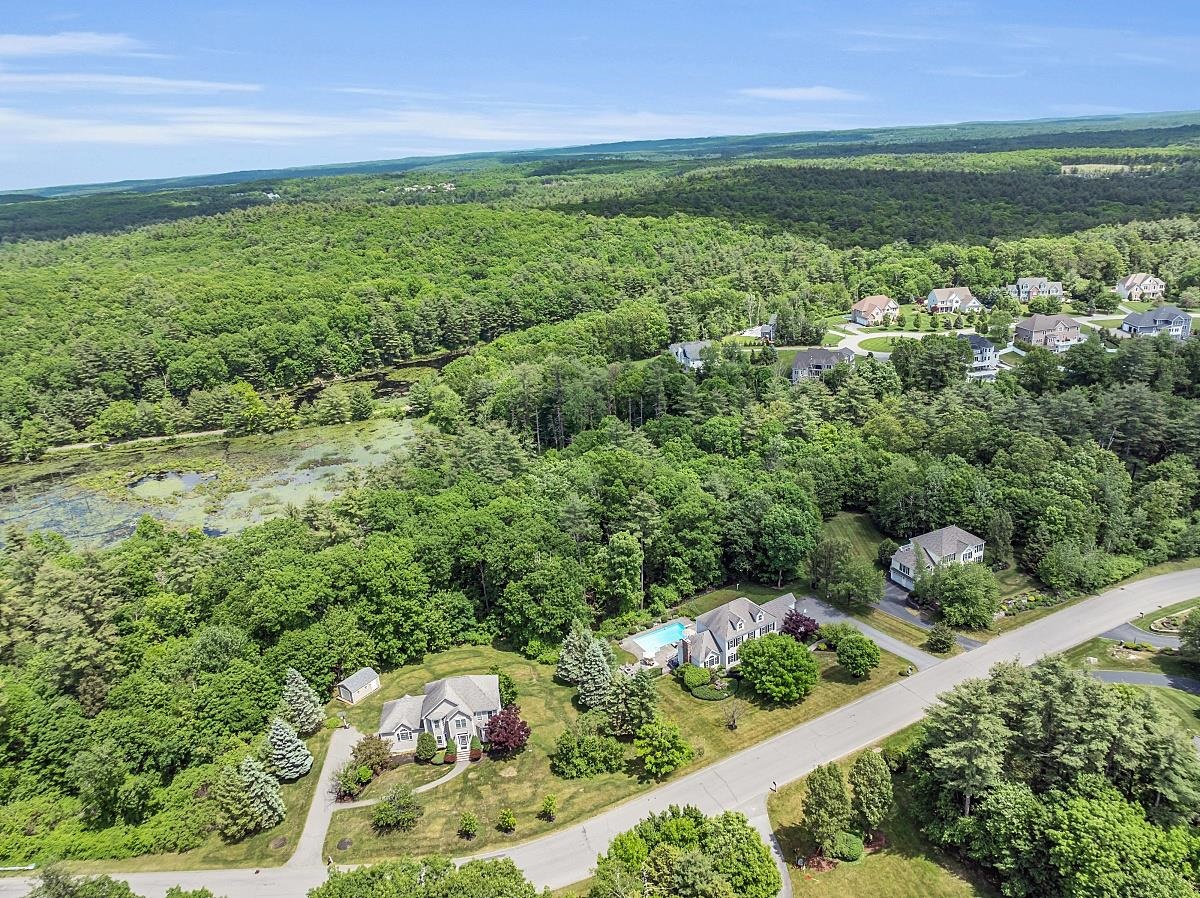 76 Searles Road Windham, NH 03087 - Photo 33 of 40