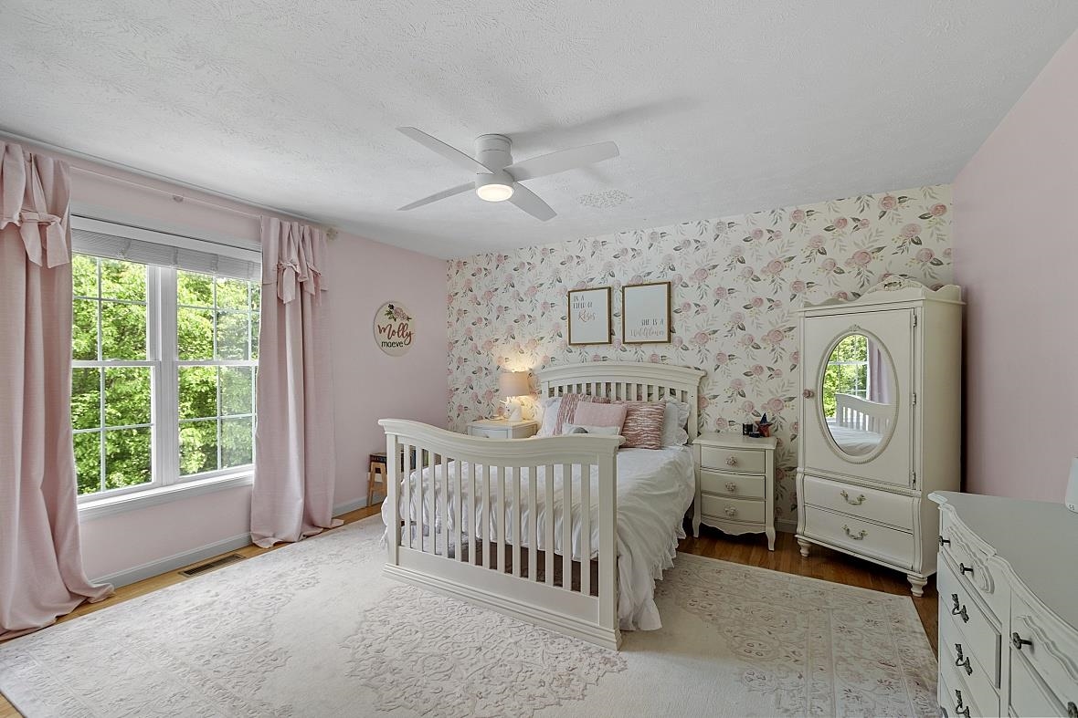 76 Searles Road Windham, NH 03087 - Photo 10 of 40