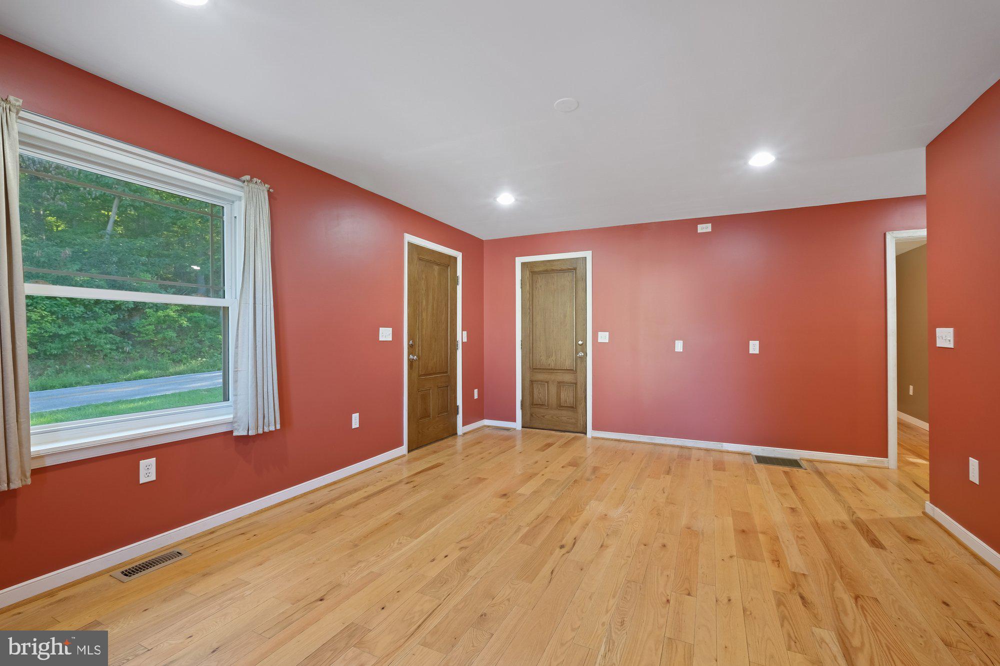 21637 Mt Lena Road Boonsboro, MD 21713 - Photo 5 of 43 Gallery Image 5