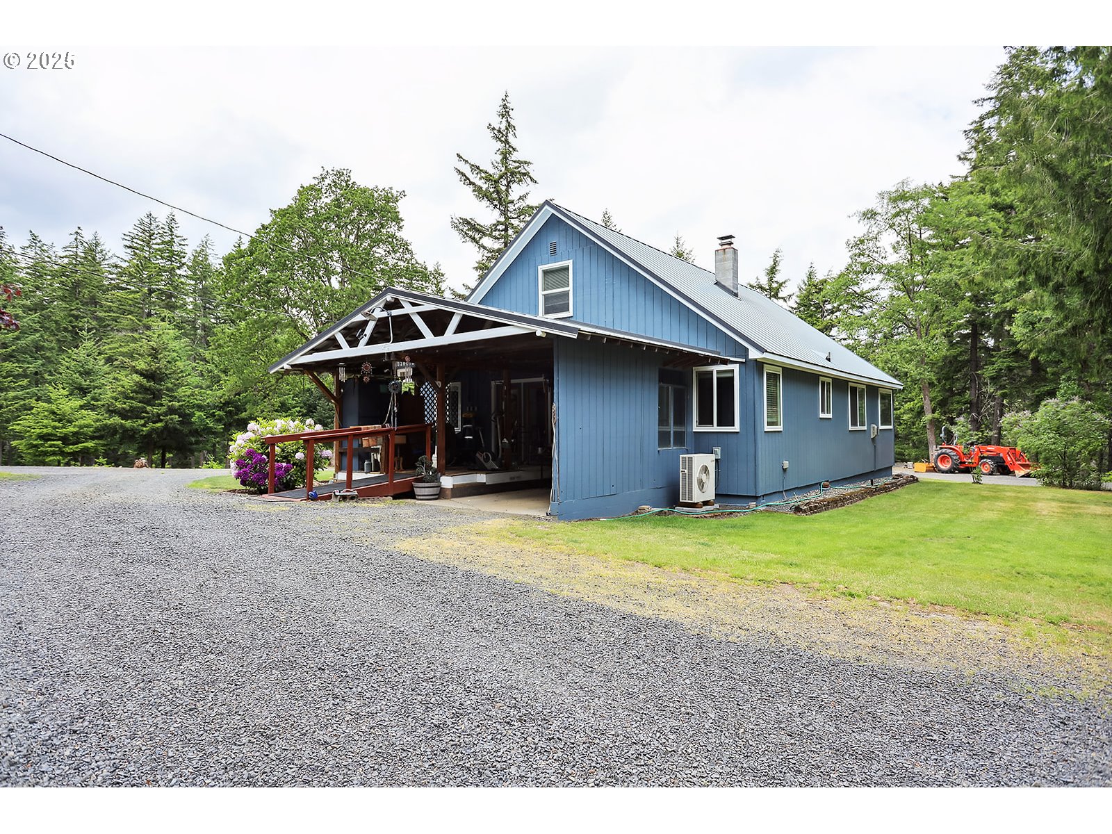 1935 Huskey Road Mosier, OR 97040 - Photo 2 of 47