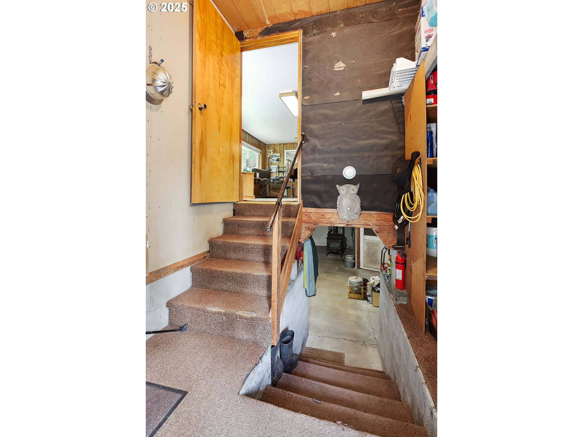 1935 Huskey Road Mosier, OR 97040 - Photo 34 of 47