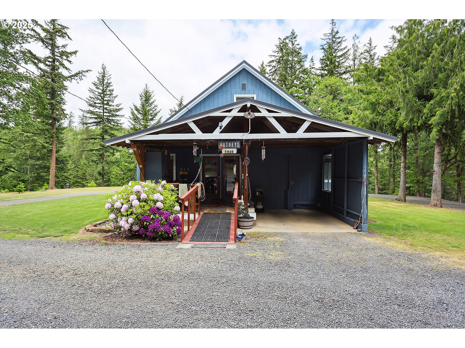 1935 Huskey Road Mosier, OR 97040 - Photo 4 of 47