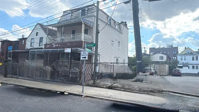 a view of a house with a outdoor space