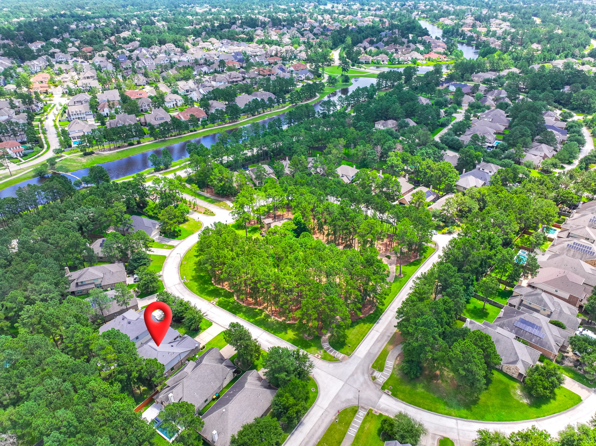 79 West Jagged Ridge Circle Spring, TX 77389 - Photo 4 of 50 Residents of Creekside Park enjoy access to resort-style community pools, scenic walking and biking trails, parks, and green spaces woven throughout the neighborhood. It's a lifestyle built around the outdoors, making it easy to stay active and connect with neighbors right outside your door.