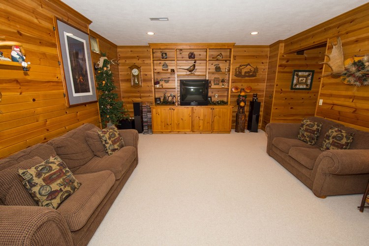 11010 Adams Road Granger, IN 46530 - Photo 17 of 36 Gallery Image 17
