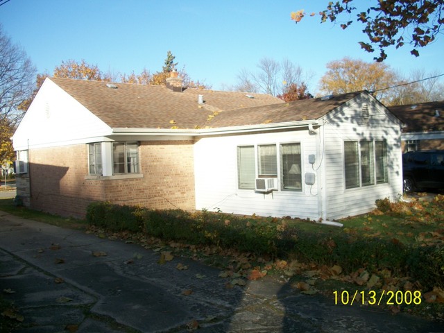 2229 Hawthorne Road Homewood, IL 60430 - Photo 4 of 27