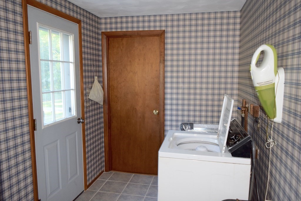 2240-2242 Barre Road Hardwick, MA 01031 - Photo 29 of 31 a utility room with dryer and washer
