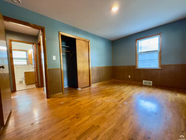 $270,000 | 923 Crestline Drive, Lawrence, KS 66049