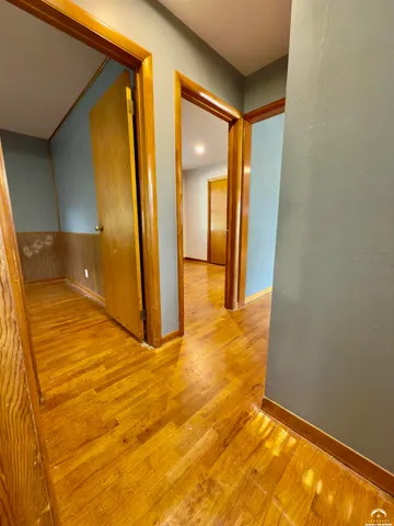 $270,000 | 923 Crestline Drive, Lawrence, KS 66049