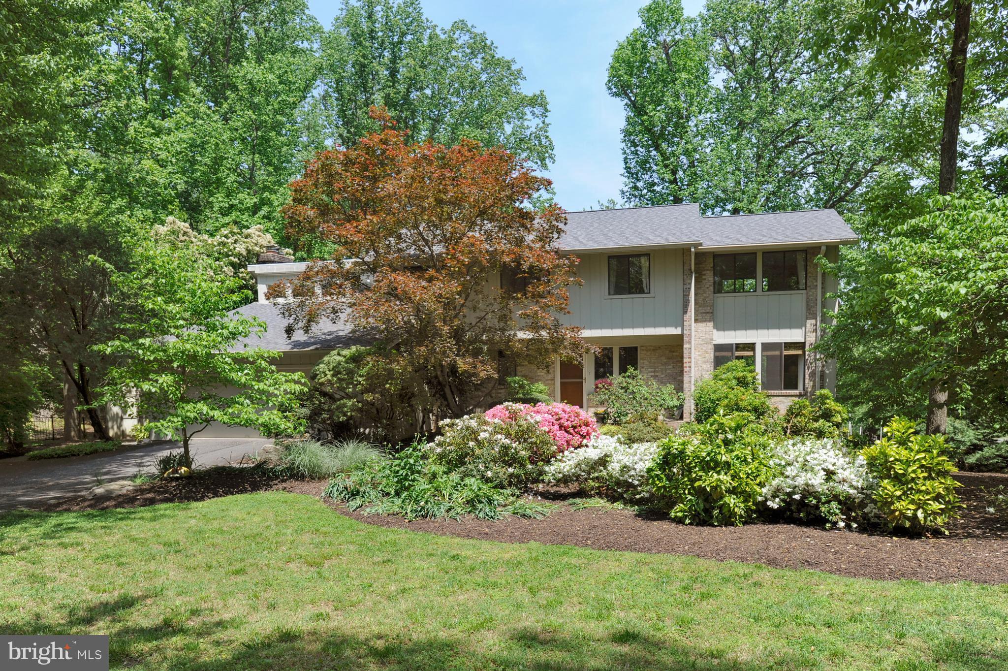10902 Miller Road Oakton, VA 22124 - Photo 1 of 30 Exterior (Front)