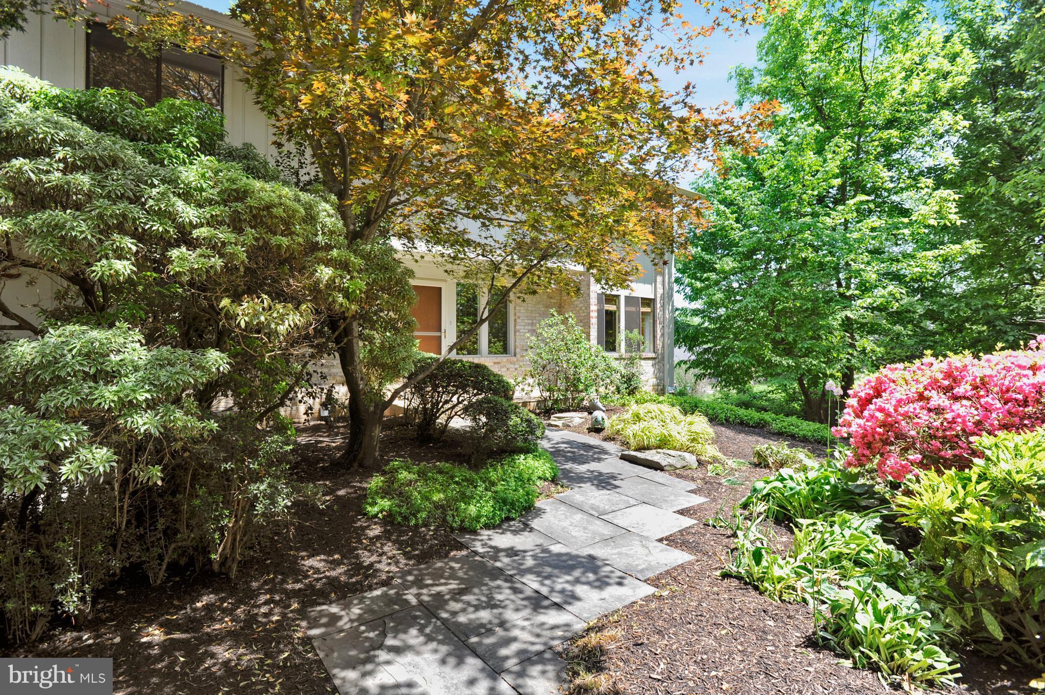 10902 Miller Road Oakton, VA 22124 - Photo 2 of 30 Exterior (General)