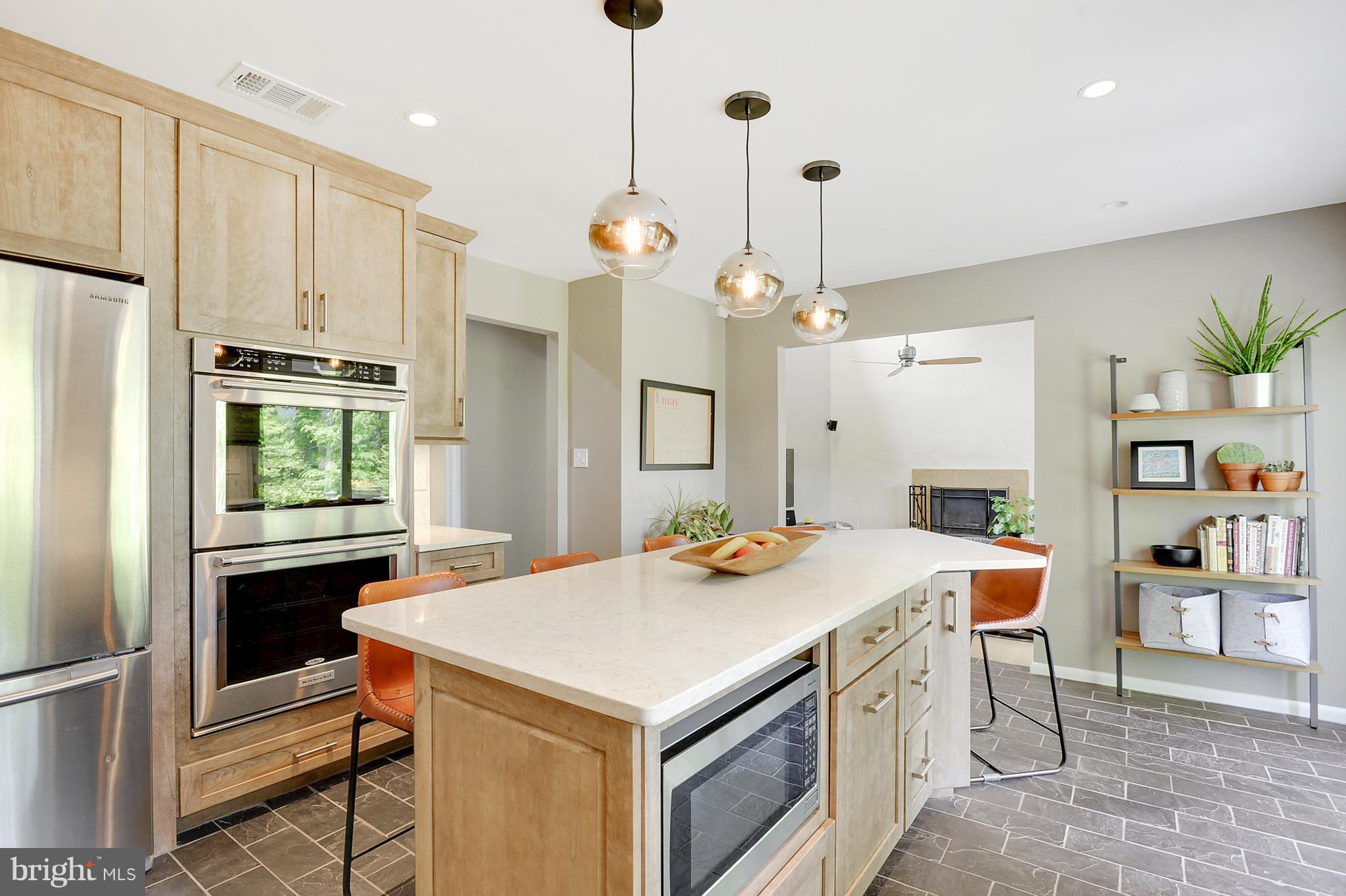 10902 Miller Road Oakton, VA 22124 - Photo 9 of 30 Kitchen