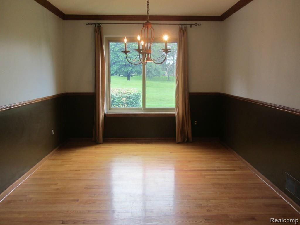 2257 Norton Road Rochester Hills, MI 48307 - Photo 8 of 27