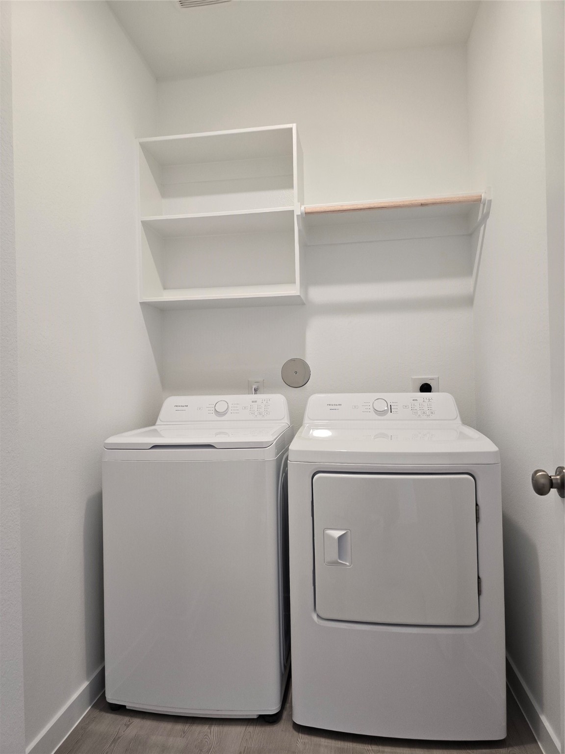 3112 Ruby Ridge Drive Katy, TX 77493 - Photo 11 of 24 a utility room with dryer and washer