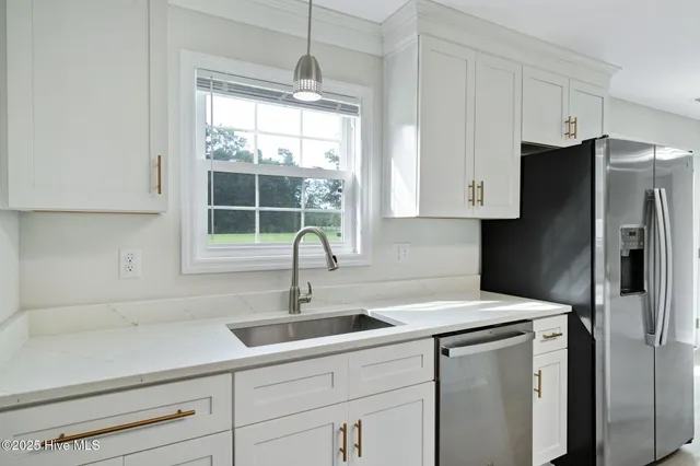 $335,000 | 102 Kyle Herring Drive, Teachey, NC 28464