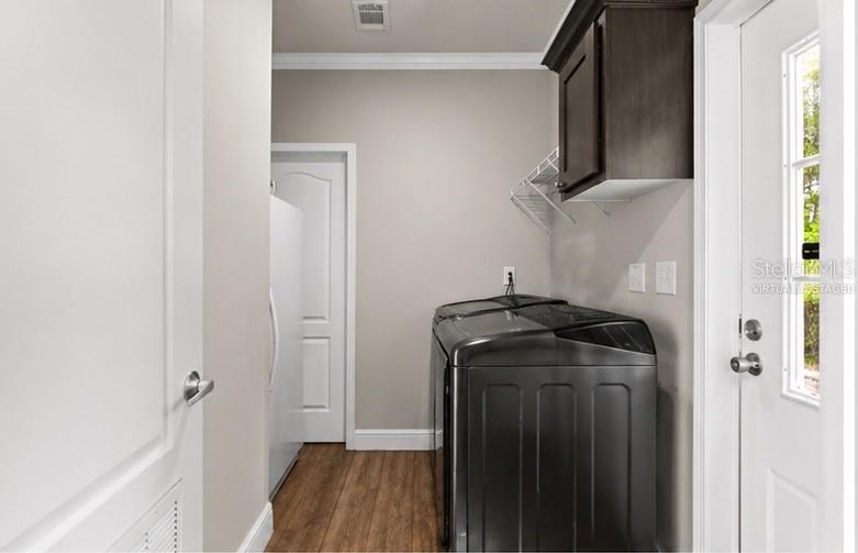 8010 Palmer Road Bartow, FL 33830 - Photo 19 of 22 a view of walk in closet