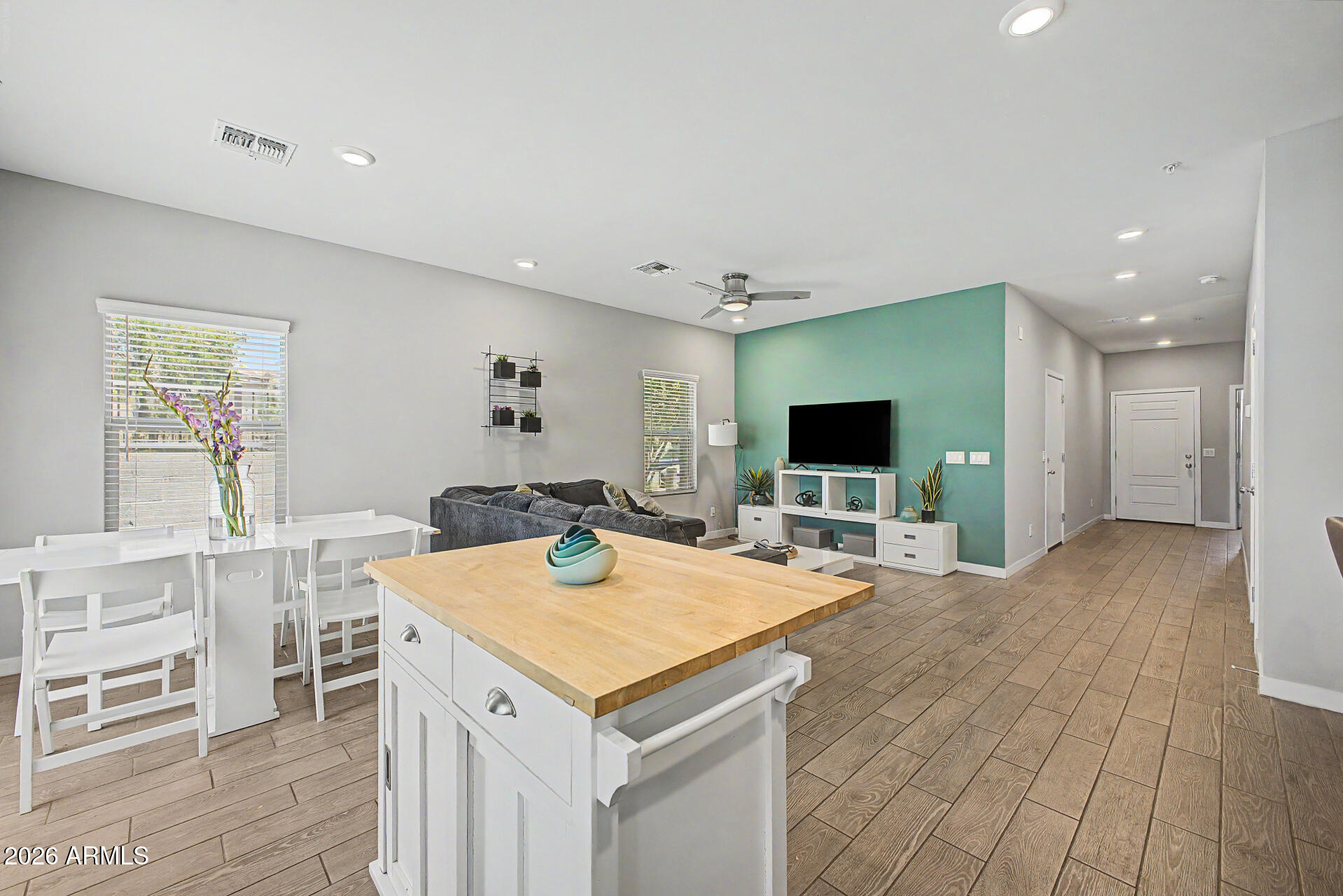 8342 North 22nd Lane Phoenix, AZ 85021 - Photo 7 of 34