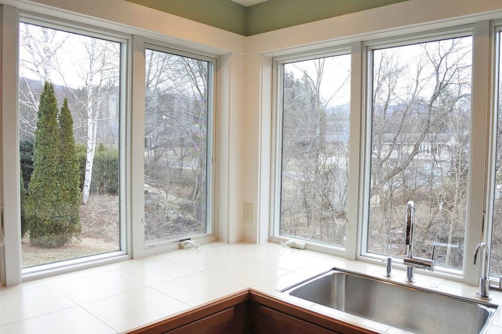 8 Moonbrook Drive Rutland, VT 05701 - Photo 4 of 40