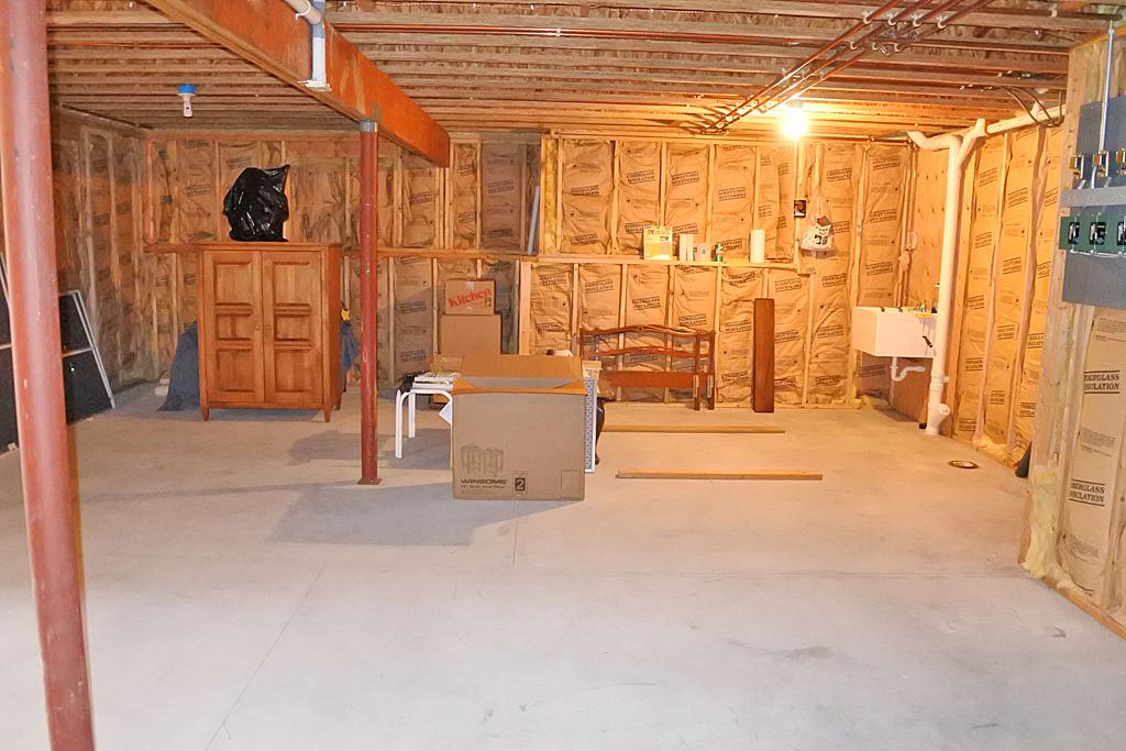 8 Moonbrook Drive Rutland, VT 05701 - Photo 35 of 40