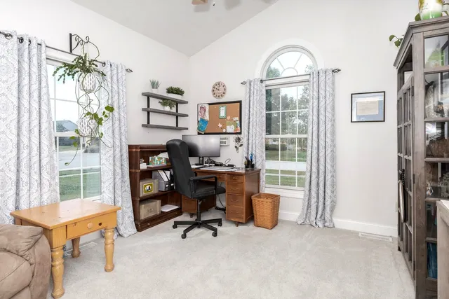 $430,000 | 36 Lone Oak Court, Bloomington, IL 61705