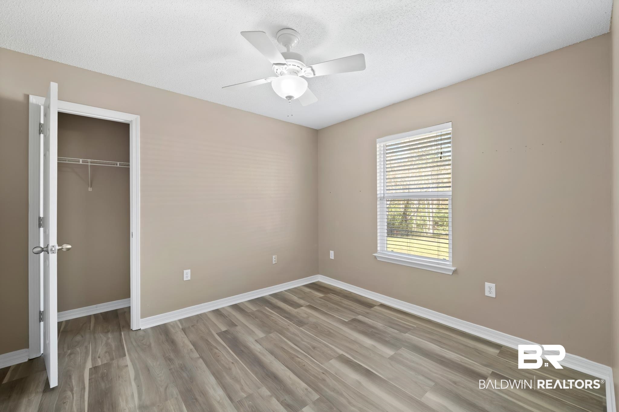 1064 Amazon Drive Foley, AL 36535 - Photo 18 of 26 Guest room