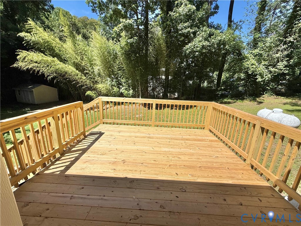 7335 Cherokee Road Richmond, VA 23225 - Photo 28 of 30 a view of deck