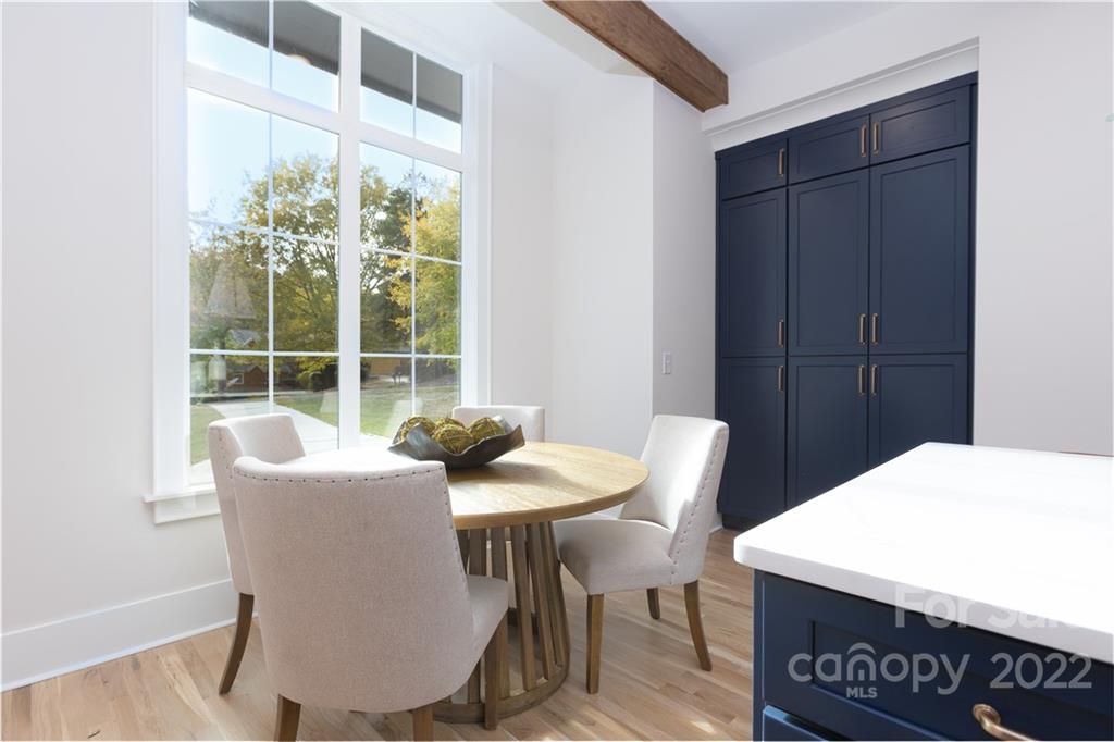 7209 Ramsgate Road Charlotte, NC 28270 - Photo 16 of 41 a dining room with furniture and window