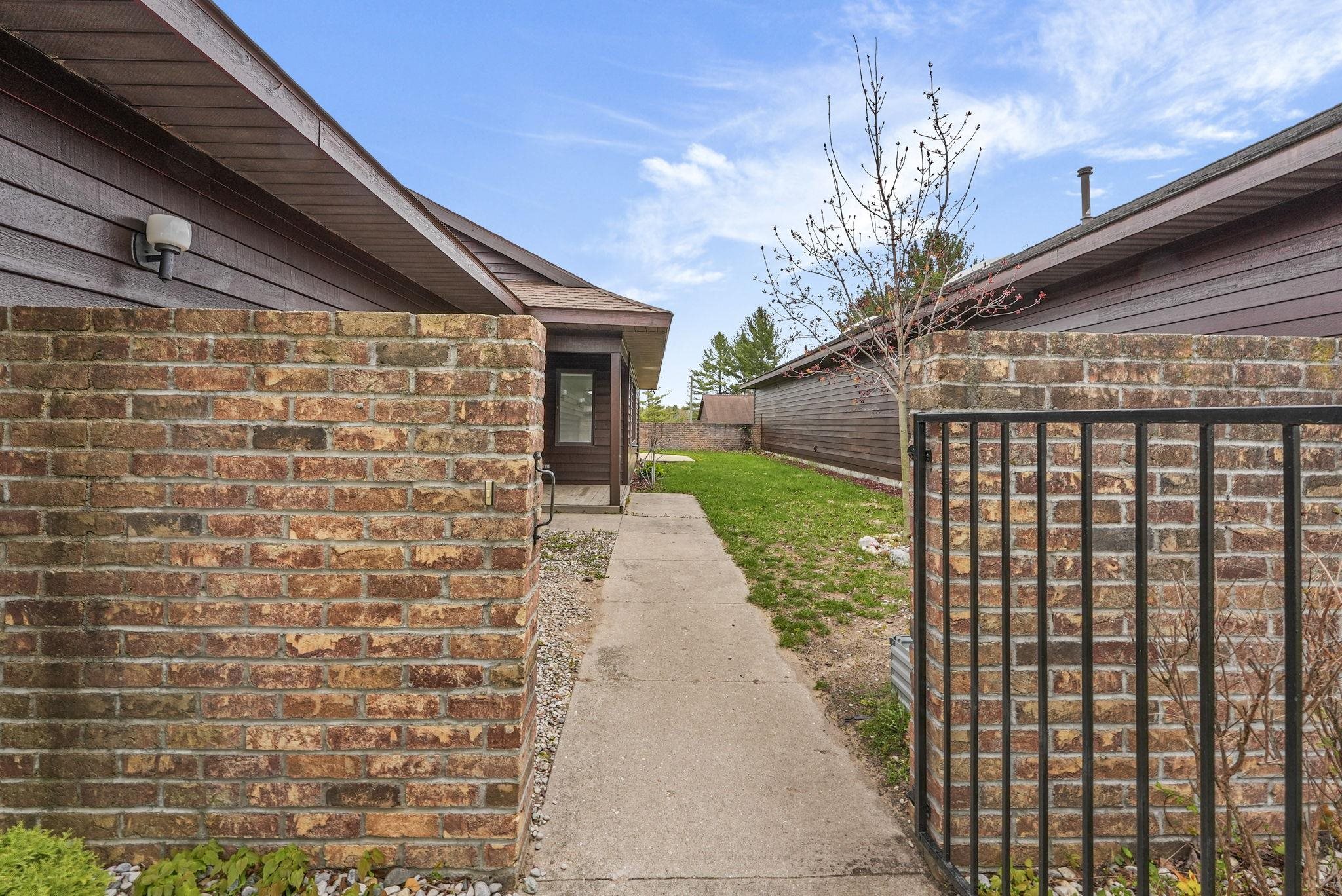 2130 East Hammond Road, Unit 82 Traverse City, MI 49686 - Photo 30 of 42