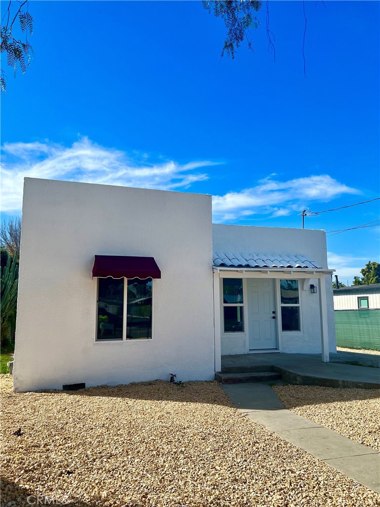3581 Eucalyptus Avenue Riverside, CA 92507 - Photo 2 of 24