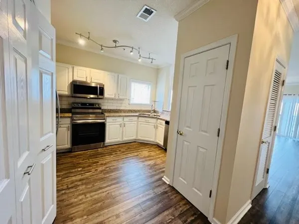 $1,850 | 1522 Lanterns Rest Road, Unit 201, Myrtle Beach, SC 29579