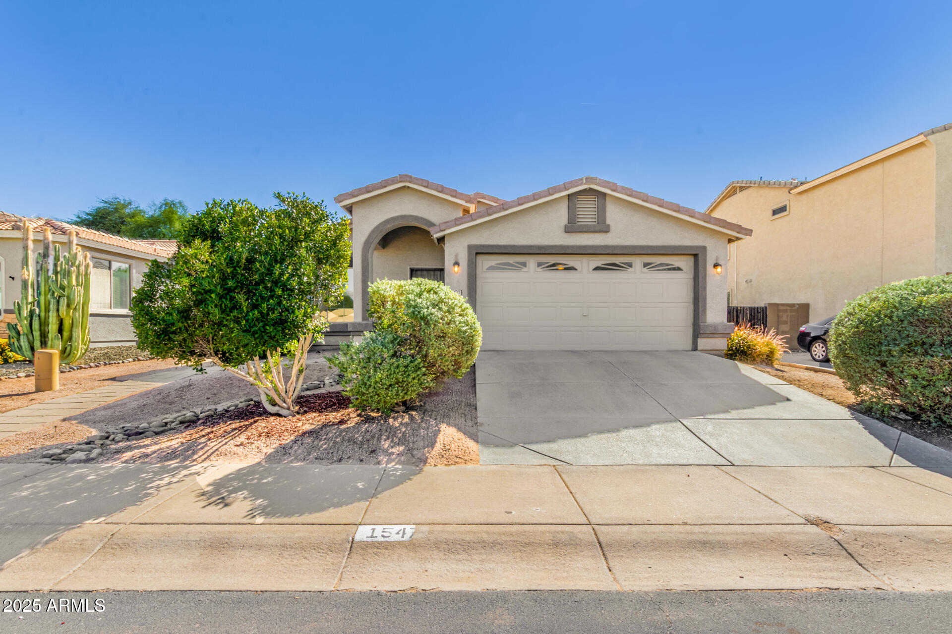 1547 West Apollo Road Phoenix, AZ 85041 - Photo 1 of 35 01 - Apollo