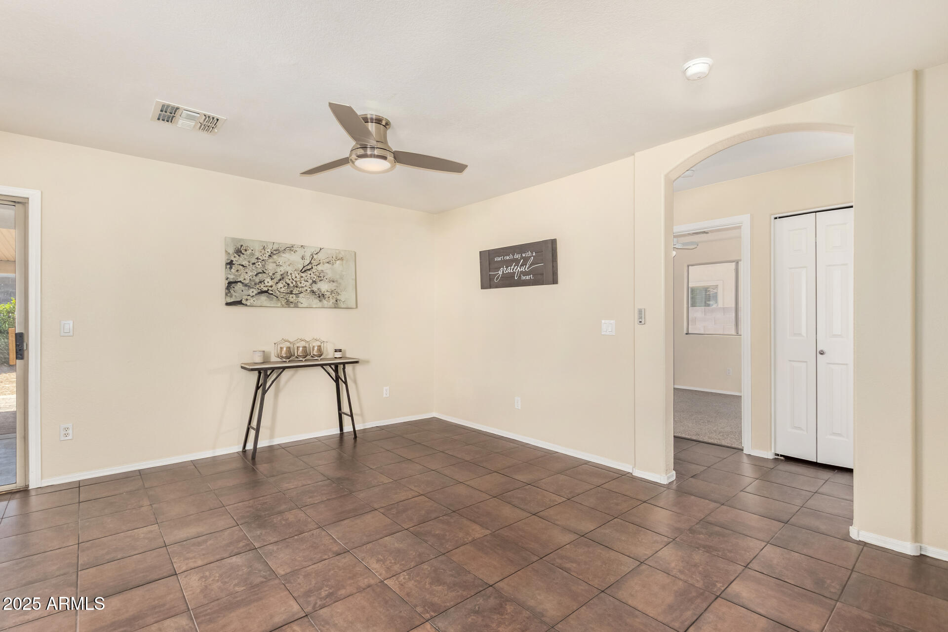 1547 West Apollo Road Phoenix, AZ 85041 - Photo 12 of 35 11 - Apollo
