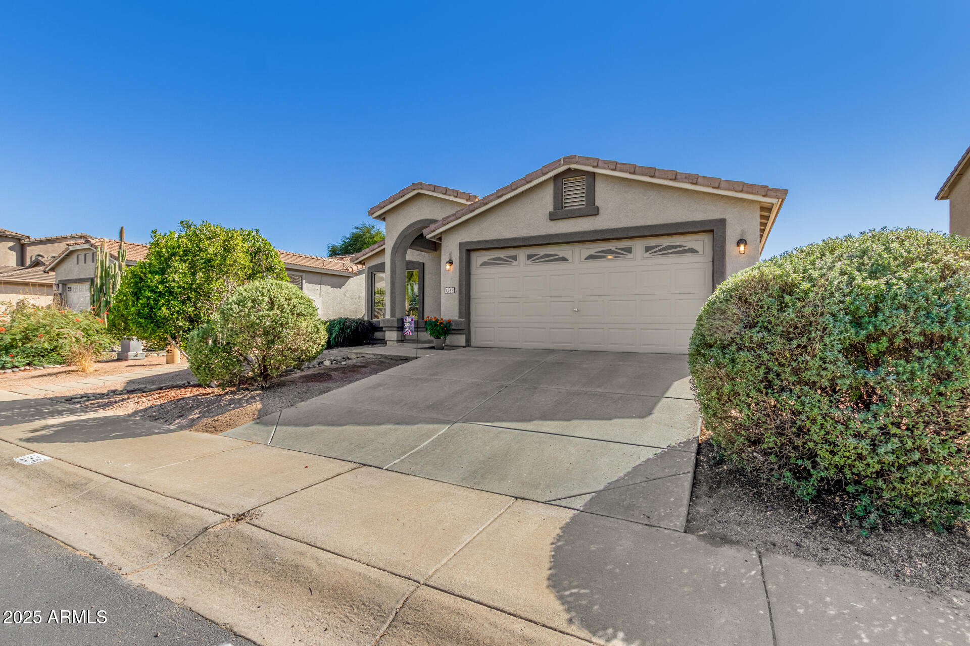 1547 West Apollo Road Phoenix, AZ 85041 - Photo 3 of 35 05 - Apollo
