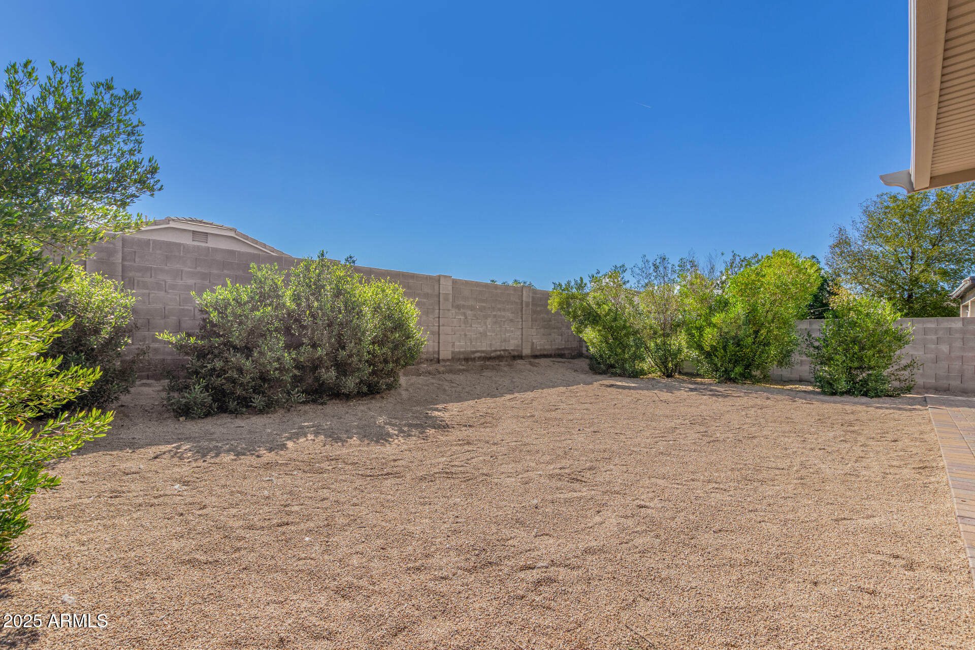 1547 West Apollo Road Phoenix, AZ 85041 - Photo 31 of 35 35 - Apollo