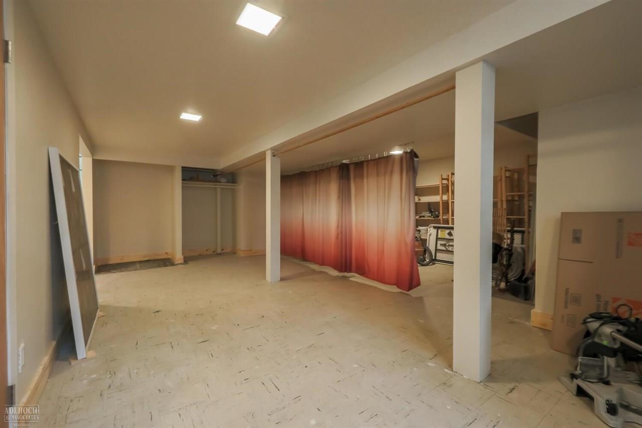 765 Barrington Road Grosse Pointe Park, MI 48215 - Photo 14 of 21