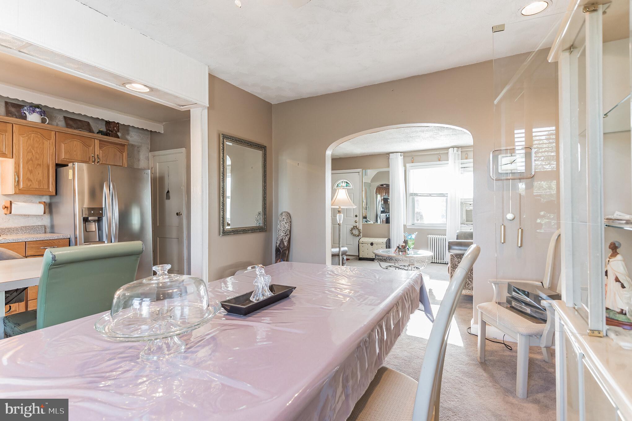 4205 Roland View Avenue Baltimore, MD 21215 - Photo 9 of 25