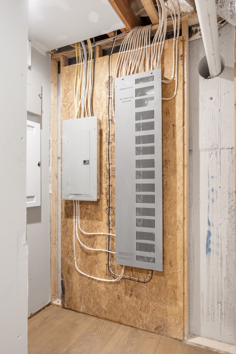 5893 Cairo Bend Road Lebanon, TN 37087 - Photo 25 of 47 a bathroom with a shower